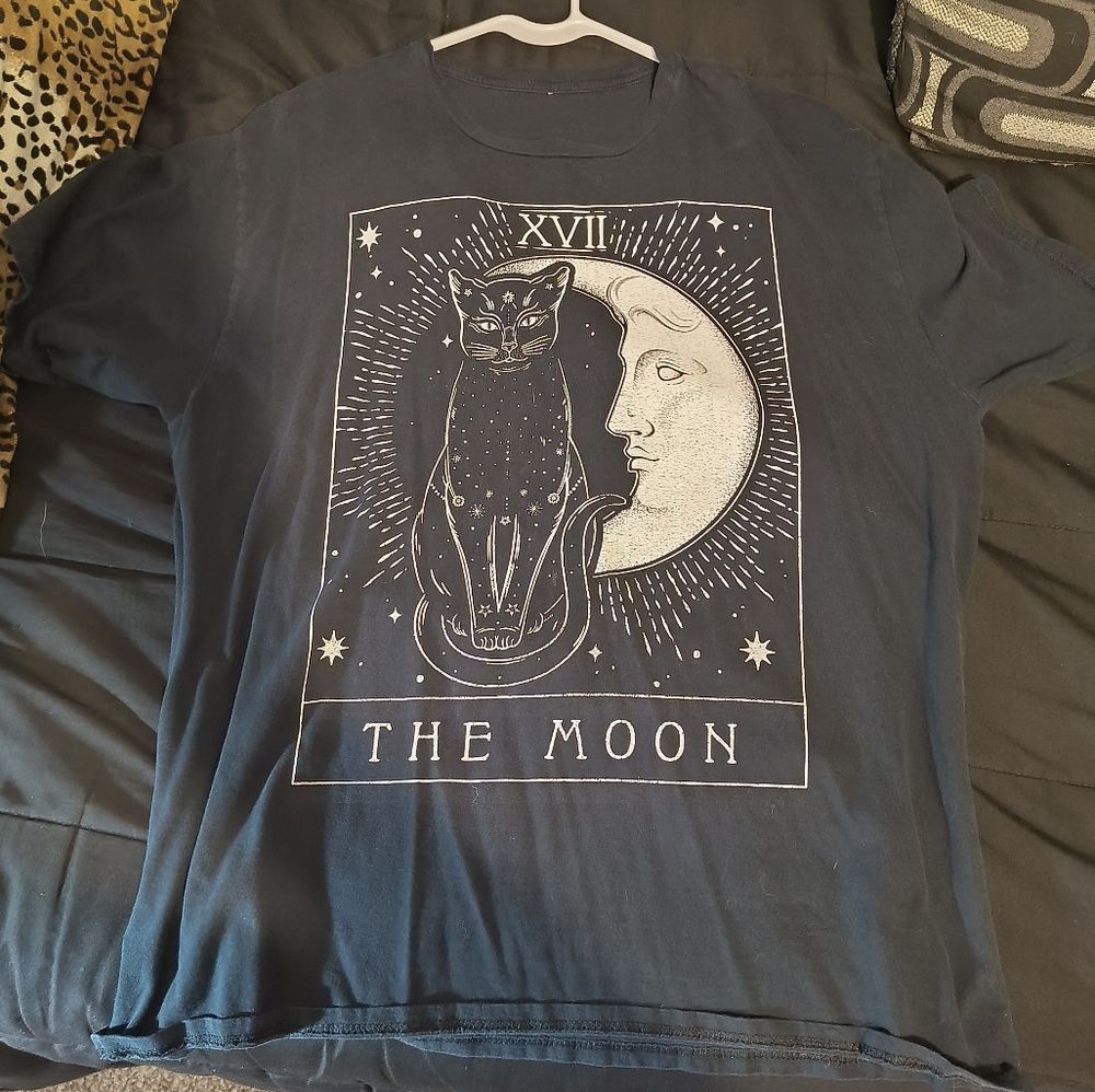 Tarot tee (Excellent Used Condition)